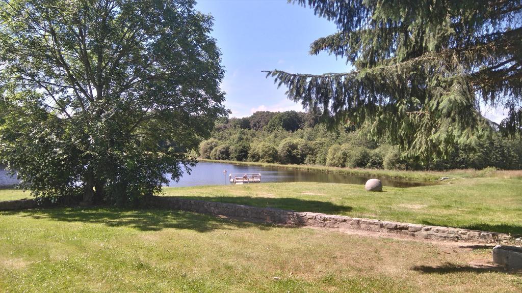 Les Vergnes Saint-Pardoux-le-Neuf 外观 照片