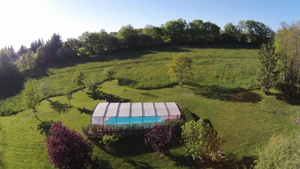 Les Vergnes Saint-Pardoux-le-Neuf 外观 照片